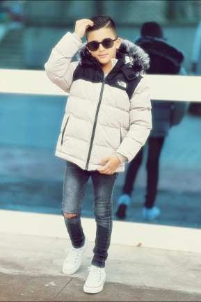 Erkek Çocuk Siyah-Bej Kaban Erkek Çocuk Siyah-Bej Kaban