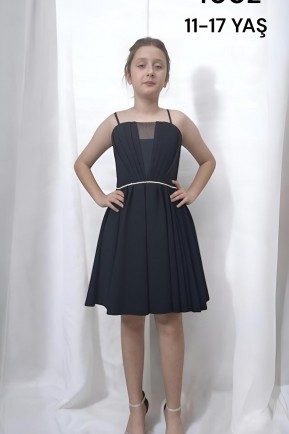 Kız Çocuk Abiye Siyah Krep Kumaş Askılı Drapeli Beli Örgü Taş Detaylı Abiye Elbise 10-15 Yaş Kız Çocuk Abiye Siyah Krep Kumaş Askılı Drapeli Beli Örgü Taş Detaylı Abiye Elbise 10-15 Yaş